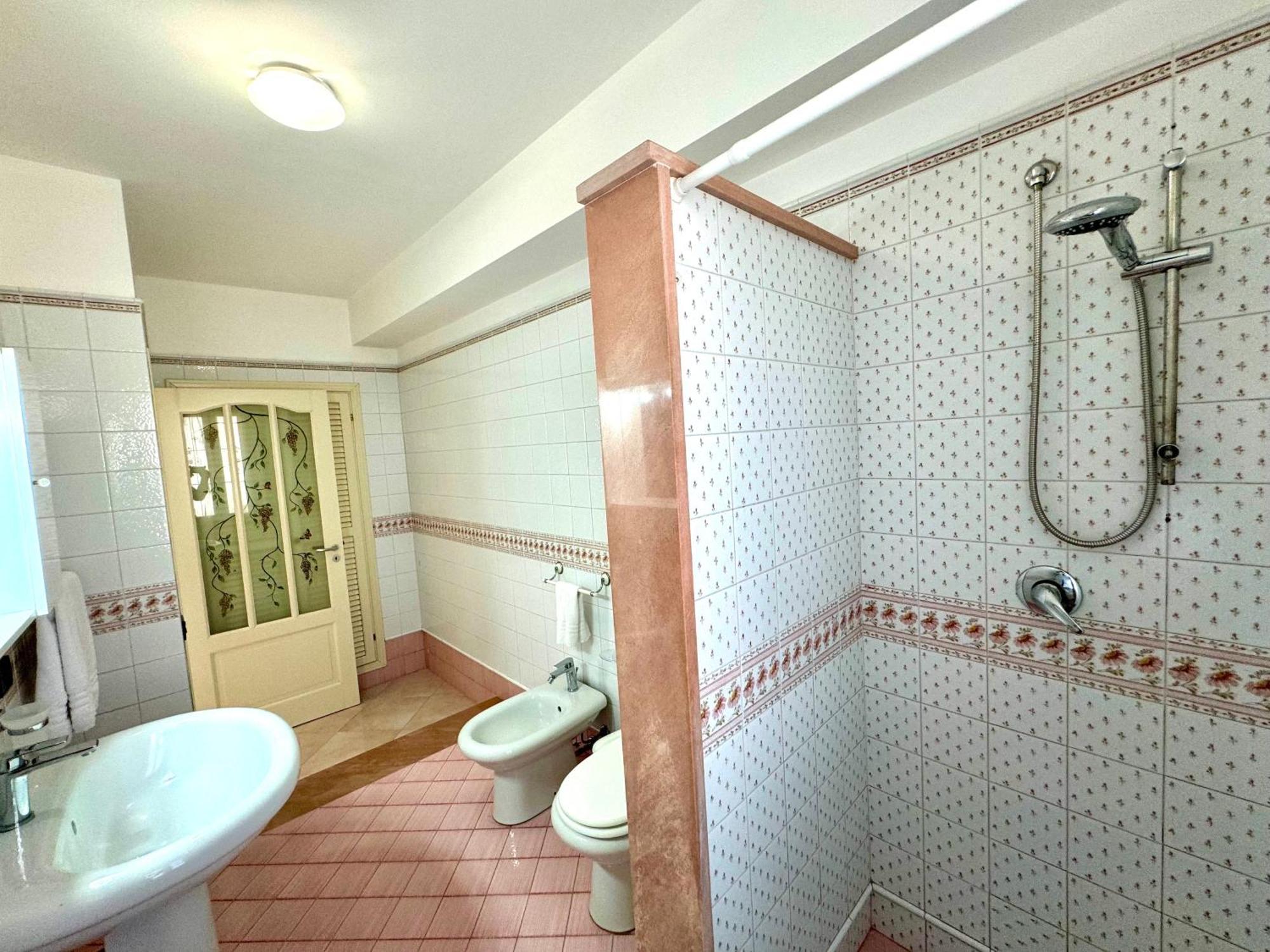 B&B Blue Terrasini Bagian luar foto
